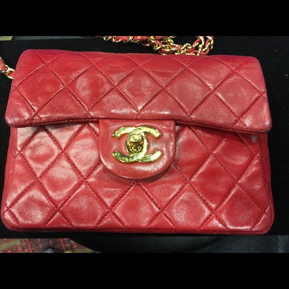 Authentic Vintage Chanel Mini Flap Bag - Picture 2 of 8